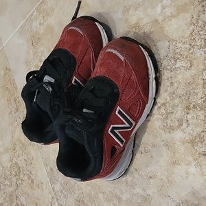 Toddler Boys size 7 New Balance Sneakers